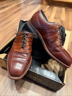Men's FootJoy Classics Dry Premiere Brown Leather Golf Shoes with Croc Texture